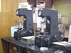 Rockwell hardness testing machine